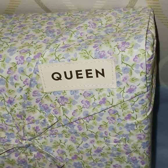 ❌️SOLD❌️ Emogene Laura Ashley Queen Sheet Set 100% Cotton - Picture 2 of 15